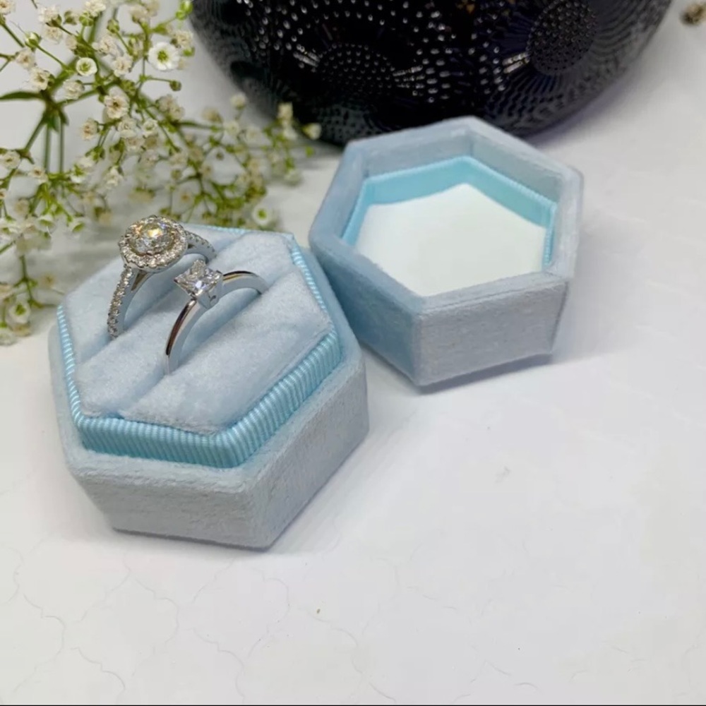 Light Blue Hexagon Velvet Ring Box Double Slots
